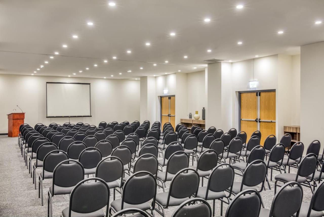 Fiesta Inn Guadalajara Periferico Poniente Запопан Екстериор снимка