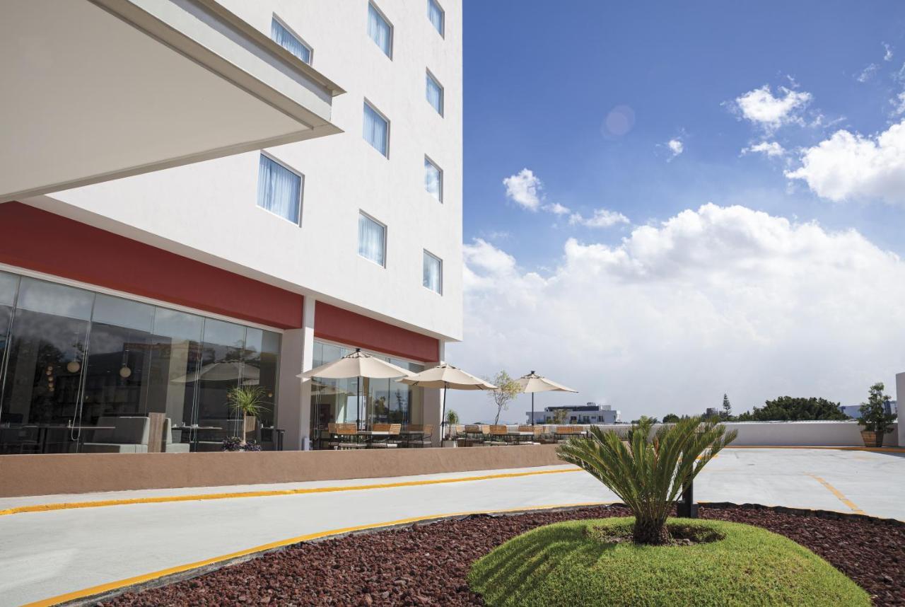 Fiesta Inn Guadalajara Periferico Poniente Запопан Екстериор снимка